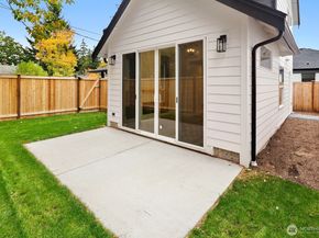 13005 1st Avenue NE, Seattle WA 98125