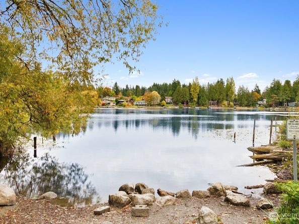 13005 1st Avenue NE, Seattle WA 98125