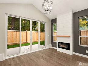 13005 1st Avenue NE, Seattle WA 98125