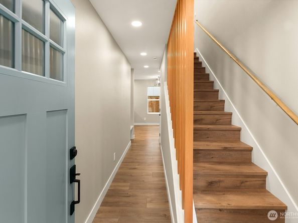 13005 1st Avenue NE, Seattle WA 98125