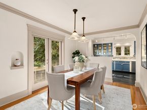 615 36th Avenue, Seattle WA 98122