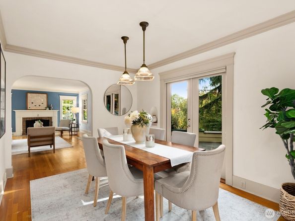 615 36th Avenue, Seattle WA 98122