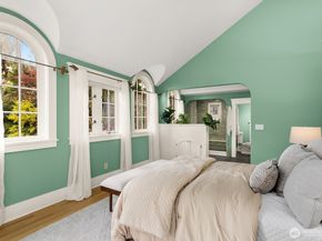 615 36th Avenue, Seattle WA 98122