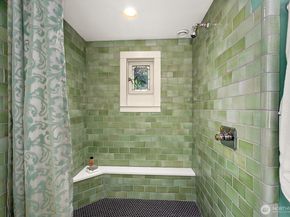 615 36th Avenue, Seattle WA 98122