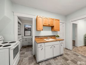 6636 Carleton Avenue S, Seattle WA 98108