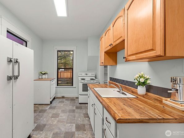 6636 Carleton Avenue S, Seattle WA 98108