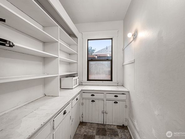 6636 Carleton Avenue S, Seattle WA 98108