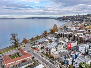 3022 63rd Avenue SW 302, Seattle WA 98116