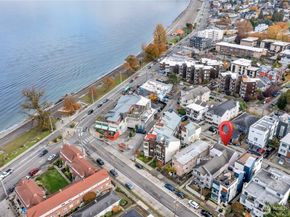 3022 63rd Avenue SW 302, Seattle WA 98116