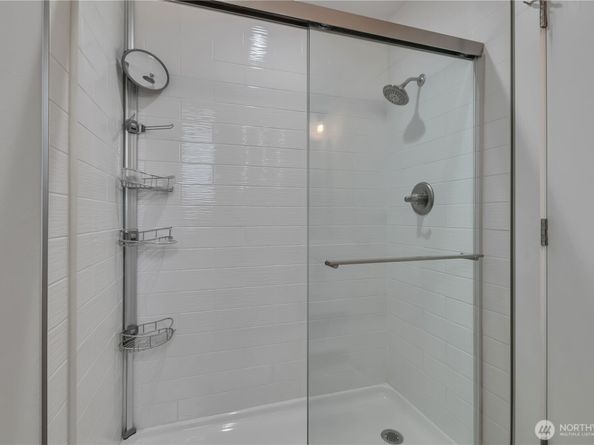 3022 63rd Avenue SW 302, Seattle WA 98116