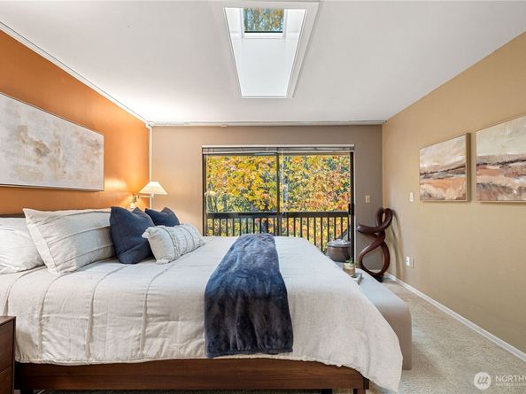 118 168th Avenue NE, Bellevue WA 98008