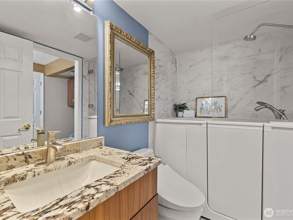 118 168th Avenue NE, Bellevue WA 98008