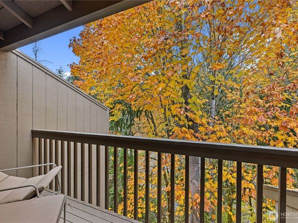 118 168th Avenue NE, Bellevue WA 98008