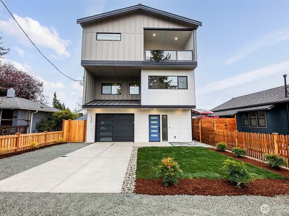 329 N 103rd Street, Seattle WA 98133