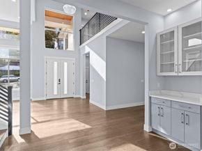 5708 S 142nd Street, Tukwila WA 98168