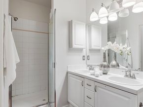 3221 SW Avalon Way 413, Seattle WA 98126