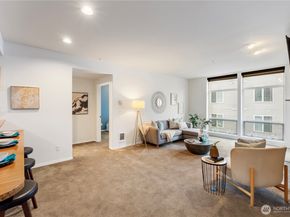 3221 SW Avalon Way 413, Seattle WA 98126