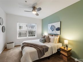 3221 SW Avalon Way 413, Seattle WA 98126