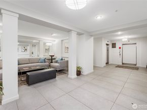 3221 SW Avalon Way 413, Seattle WA 98126