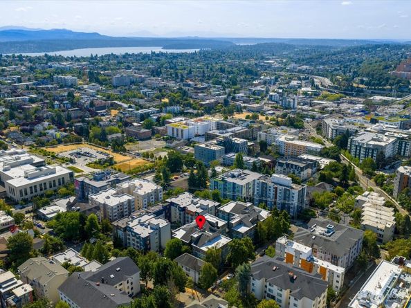 300 10th Avenue B205, Seattle WA 98122