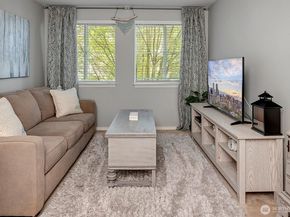 300 10th Avenue B205, Seattle WA 98122