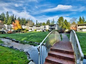 13045 15th Avenue NE, Seattle WA 98125