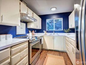 13045 15th Avenue NE, Seattle WA 98125