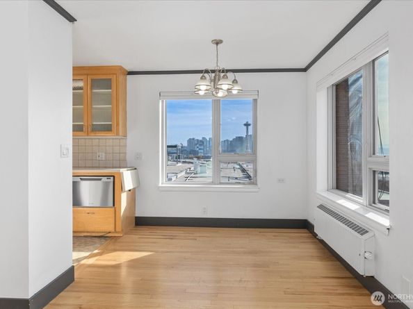 530 W Olympic Place 301, Seattle WA 98119