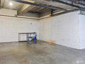 530 W Olympic Place 301, Seattle WA 98119