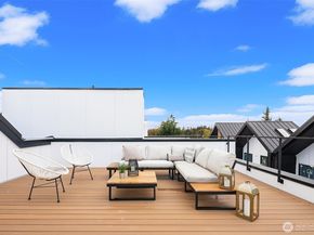 417 99th Avenue NE, Bellevue WA 98004