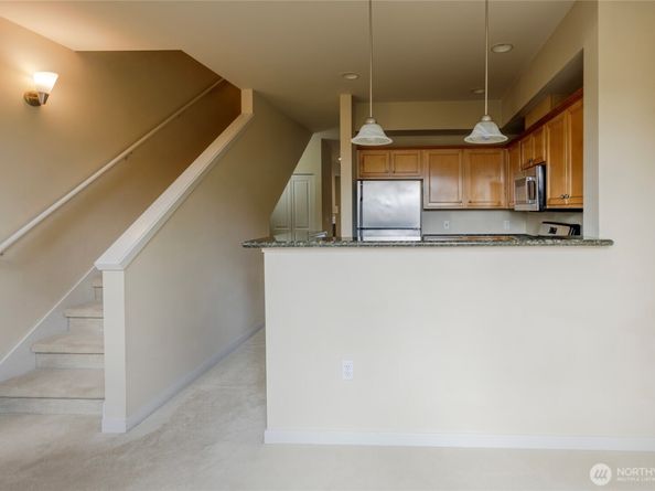 21244 SE 42ND Lane, Issaquah WA 98029