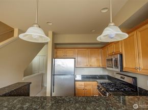 21244 SE 42ND Lane, Issaquah WA 98029