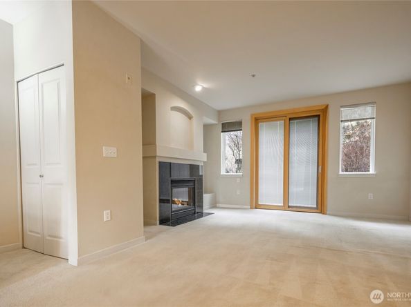 21244 SE 42ND Lane, Issaquah WA 98029