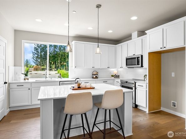 13121 21ST Court NE, Lake Stevens WA 98258