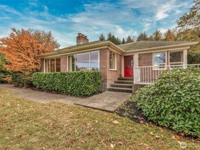 9619 SW 268th Street, Vashon WA 98070