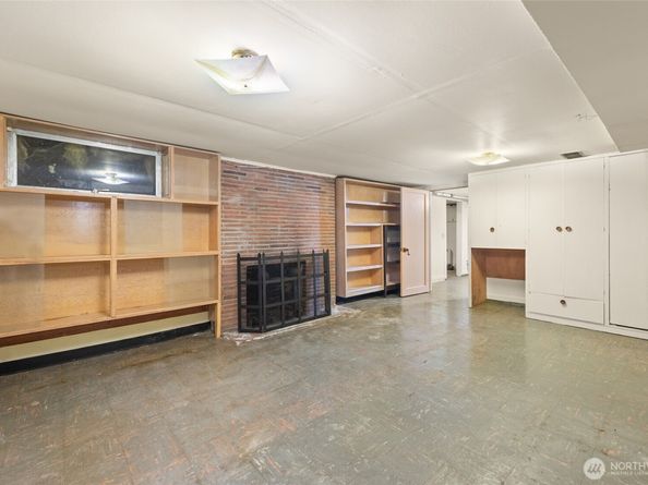 9619 SW 268th Street, Vashon WA 98070