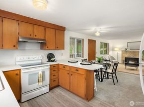 649 NE Sommerseth Street, Poulsbo WA 98370