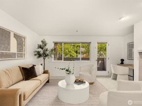 9320 NE Juanita Drive 1B, Kirkland WA 98034