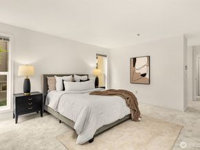 9320 NE Juanita Drive 1B, Kirkland WA 98034