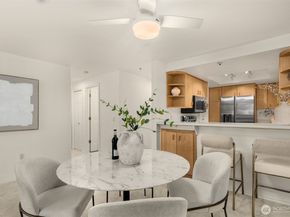 9320 NE Juanita Drive 1B, Kirkland WA 98034