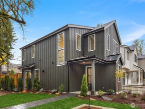 13131 NE 87th Lane, Kirkland WA 98033