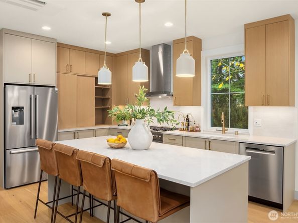 13131 NE 87th Lane, Kirkland WA 98033