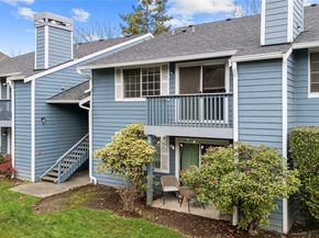 16817 Larch Way F206, Lynnwood WA 98037