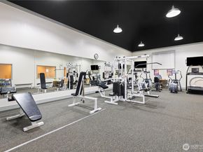 16817 Larch Way F206, Lynnwood WA 98037