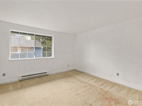 16817 Larch Way F206, Lynnwood WA 98037