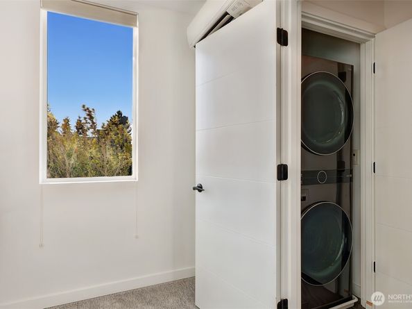 7721 Mary Avenue NW A, Seattle WA 98117