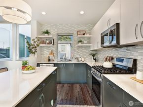 7721 Mary Avenue NW A, Seattle WA 98117