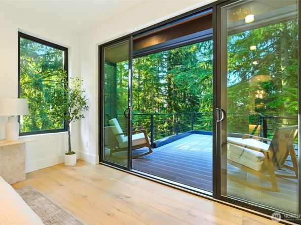 17720 SE 63rd Place, Bellevue WA 98006