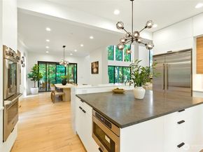 17720 SE 63rd Place, Bellevue WA 98006