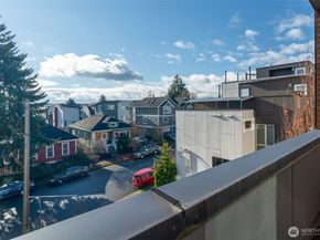 730 25th Avenue S, Seattle WA 98144